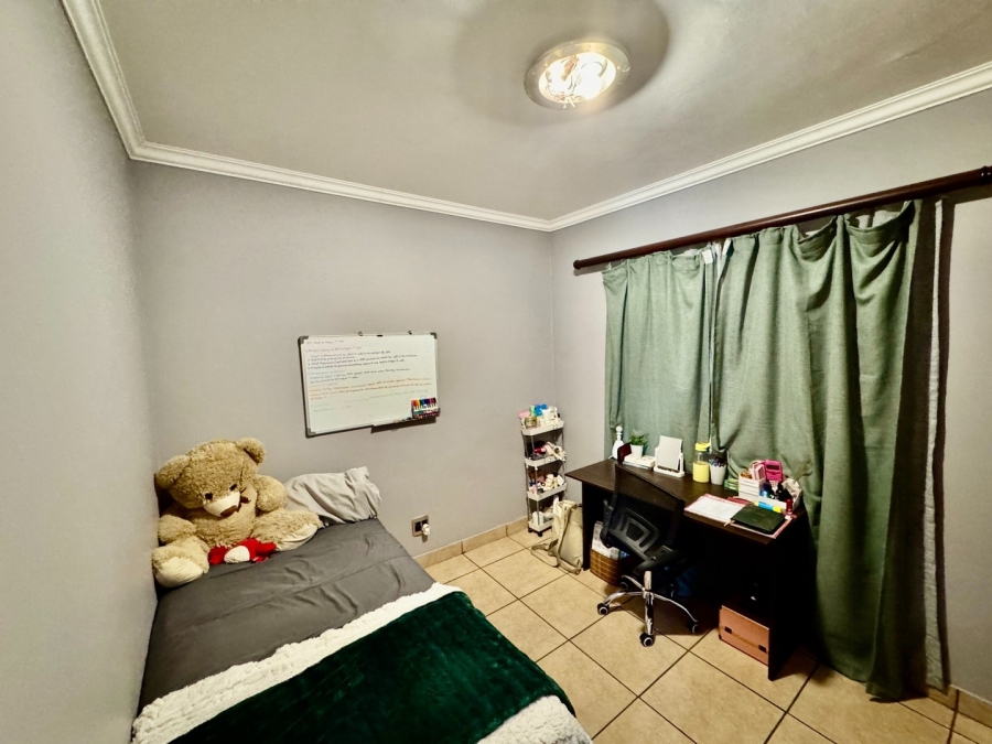 2 Bedroom Property for Sale in Die Bult North West